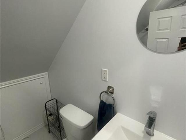 74 MCDOUGALL Road Unit# Main, Waterloo, Ontario, N2L2W5