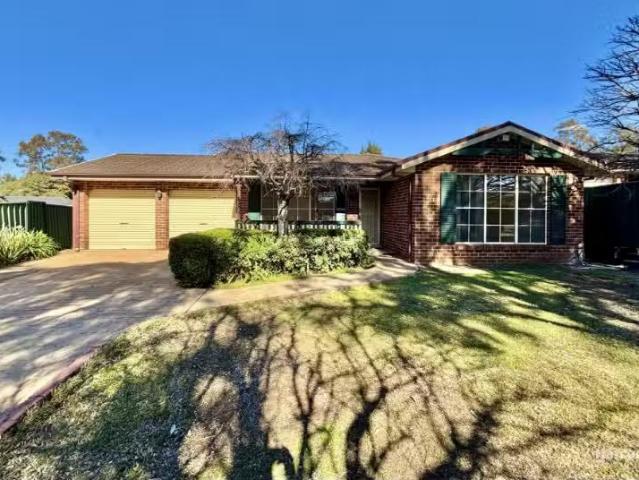 74 O'Dea Road, Mount Annan House for rent Listed by Campbellt.