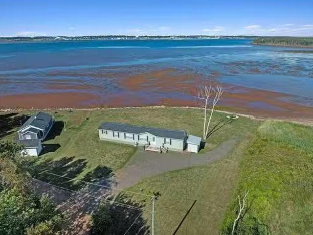 74 Olscamp Lane, Lower Bedeque, PE, C0B 1C0 house for sale.