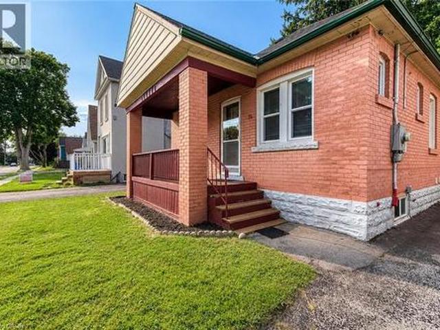 74 Royal Avenue, Hamilton, ON, L8S 2C5 house for sale | Listing ID 40851 | Royal LePage