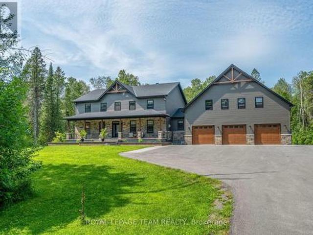 74 Smith Road, North Grenville, ON, K0G 1T0 Luxury House for sale | Listing ID X13613 | Royal LePage Carriage Trade Luxury Properties
