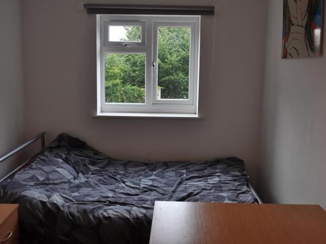 74a ROOKERY ROAD