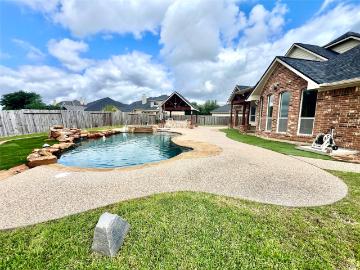 7506 Winston Cove Court