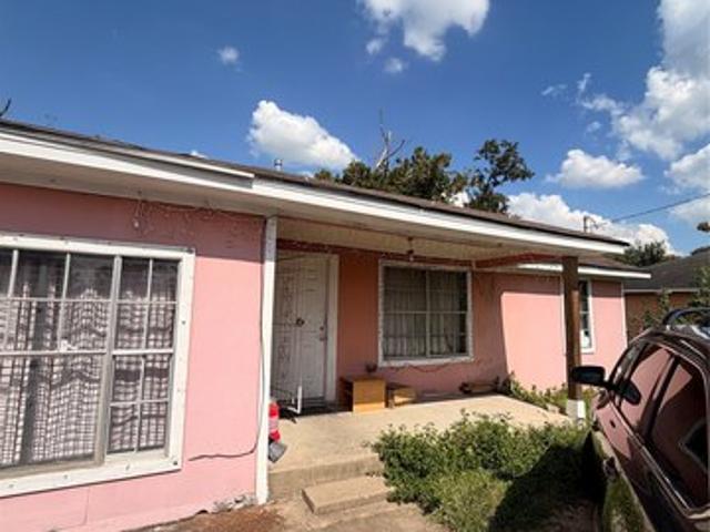 7509 Carothers St, Houston, TX 77028
