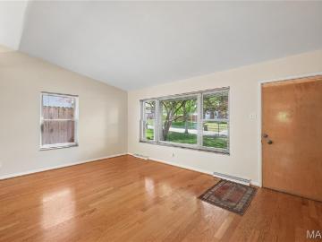 7509 Gannon Ave, University City, MO 63130 | MLS #26018