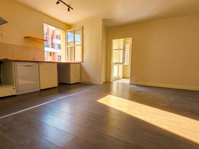 75003 RUE ST GILLES 2/3 PIÈCES DE 44 m2