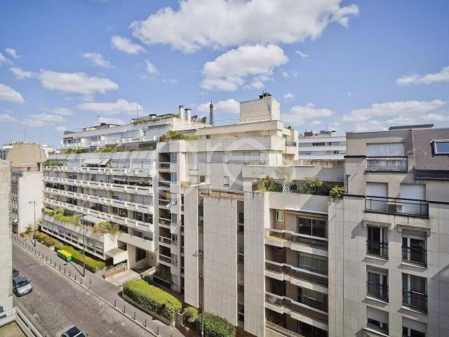 75015 PARIS – MOTTE PICQUET GRENELLE / COMMERCE. LOCATION MEUBLÉ