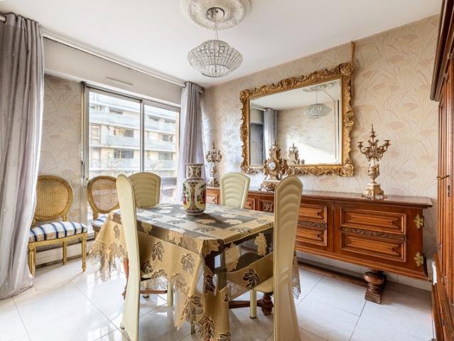 75019 PARIS VILLA CURIAL ETAGE ELEVE TRAVERSANT EST/OUEST BALCON DE 6M2 4 CHAMBRES POSSIBLE CAVE ET PARKING DISPONIBLE