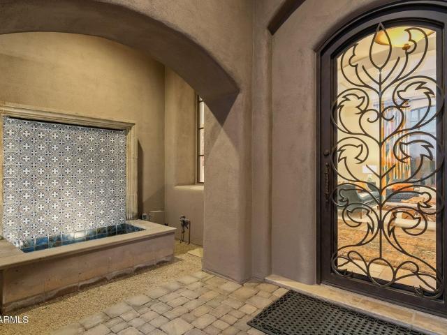 7502 E Whisper Rock Trail, Scottsdale, US, AZ