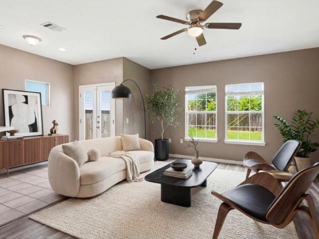 7502 Lazy Creek Dr