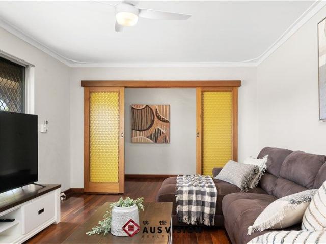 $750/W Fully Furnished 3 x 1 with A/C
