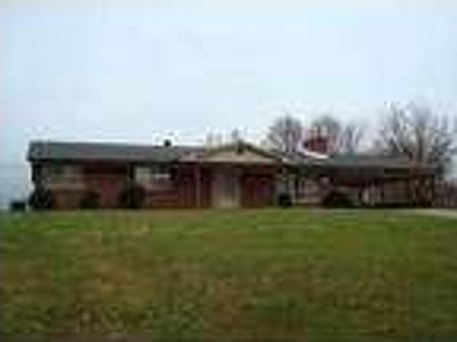 $750 / 3br 3200ftÂ² 3 bedroom 2 bath for rent, or lease purchase