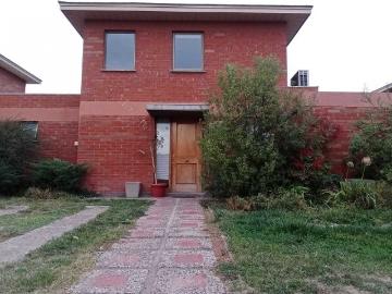 $ 750.000 Casa en Arriendo en Buín 3 dormitorios 3 baños / Corredores Premium Chile SpA