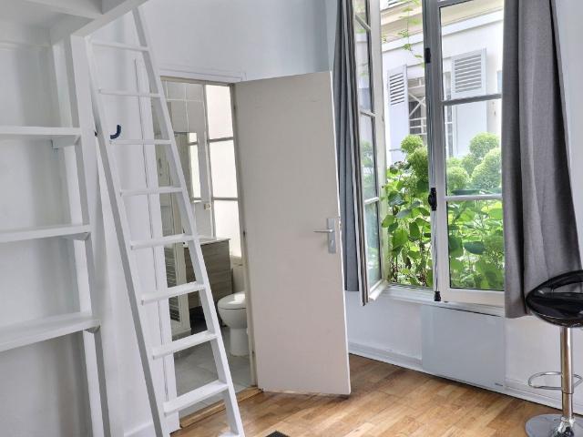 750 € CC/mois Appartement meublé 1 pièce studio 14m² 75007 Paris