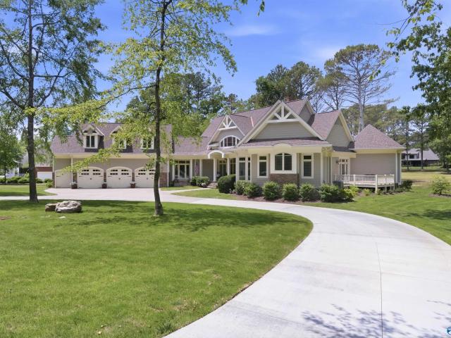 750 Cherokee Ridge Drive