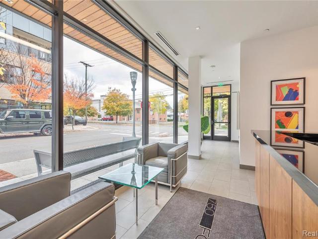 750 Forest Ave # 502