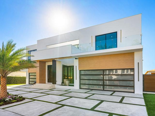 750 NE 69th St, Boca Raton, FL 33487 | MLS #R11156