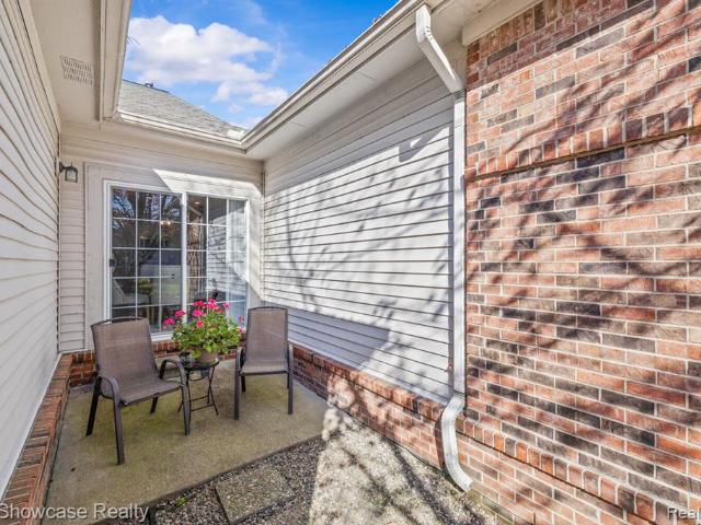 750 W River Drive
