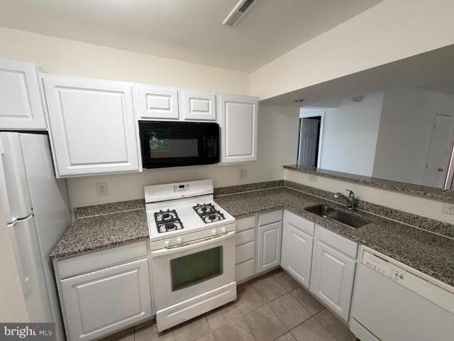 7516 Hawthorne Street # 5