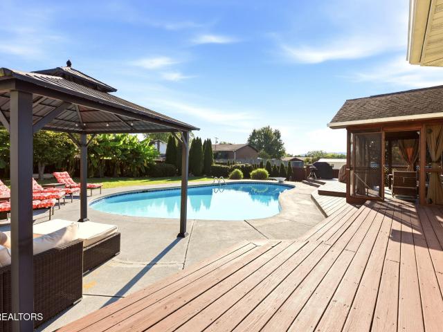 7516 Larue Lane