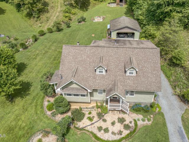 7519 Wolf Run Road