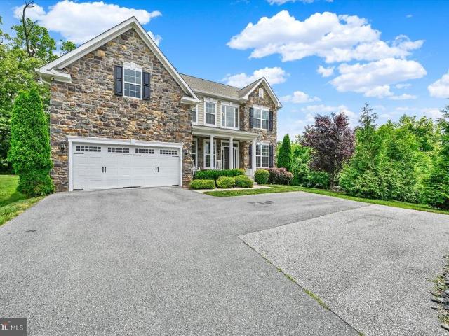 7510 Leafy Tree Lane