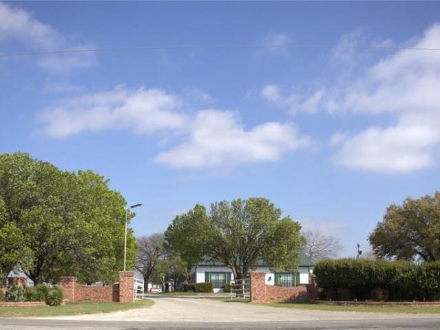 7511 Sunshine Lane