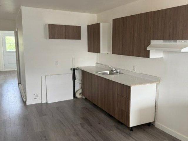 751 4e Rue