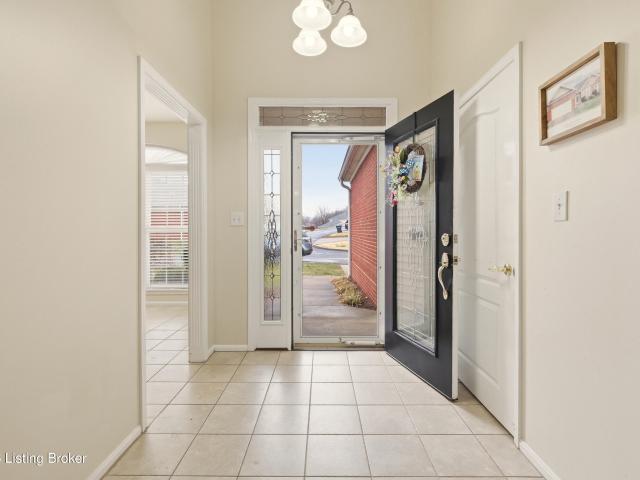 7526 Autumn Pointe Dr