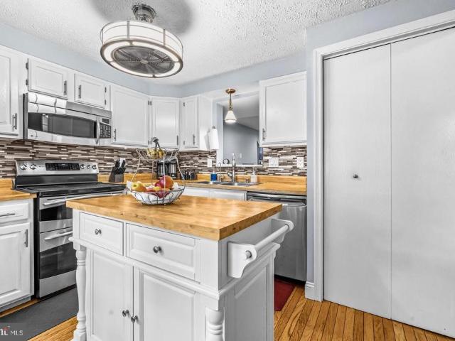 7528 Brenish Drive
