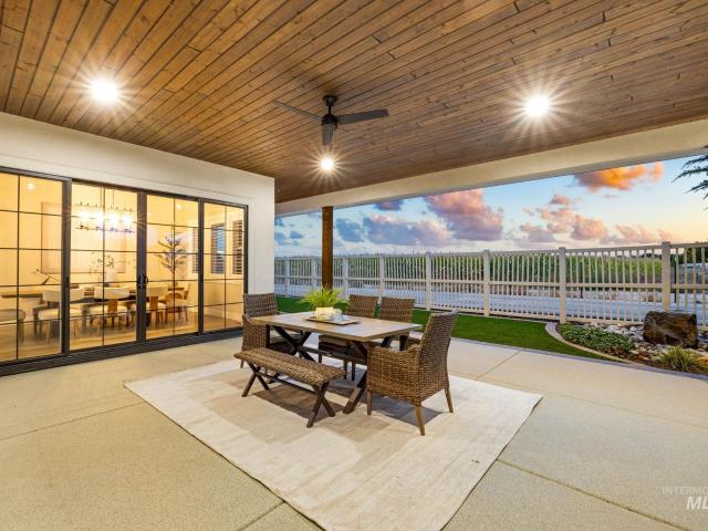 7520 E Kyle Dr