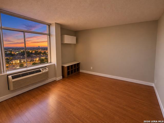 7520 Hornwood Dr, Unit 1501
