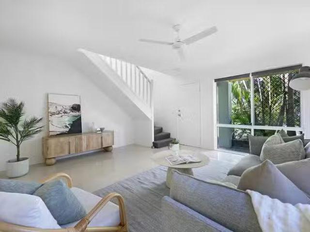 75/215 Cottesloe Drive, Mermaid Waters, QLD 4218