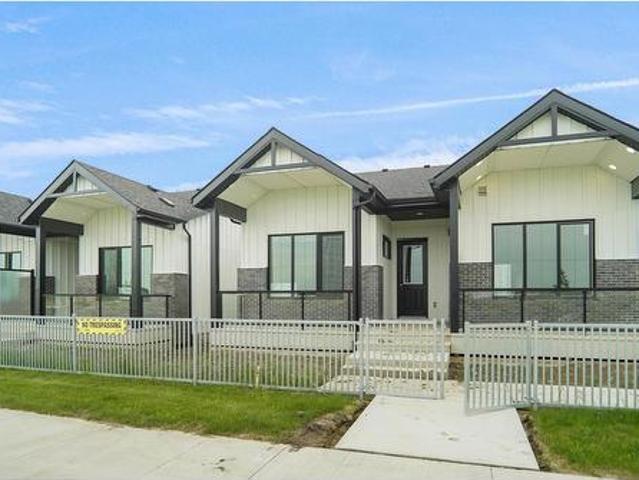 7523 Observer Ln Nw, Edmonton, AB, T5G 2S5 house for sale | Listing ID E4499 | Royal LePage