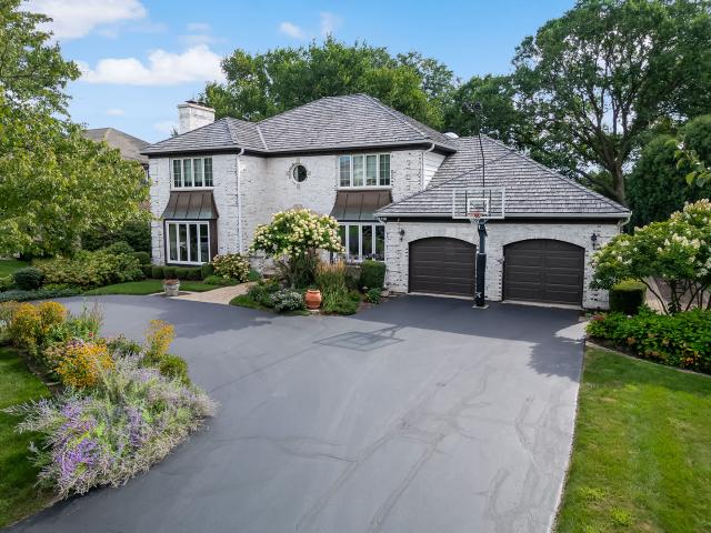 7537 Ridgewood Lane