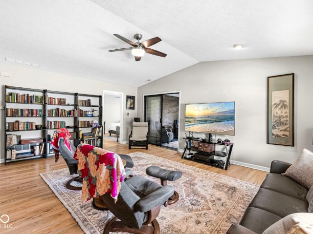 7538 E Farm View Circle Drive