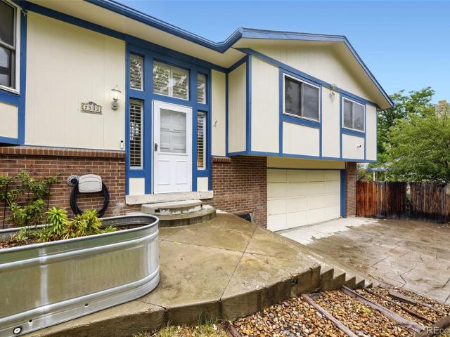 7533 W Ottawa Place