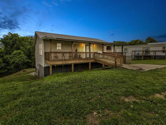 753 E Highway 60