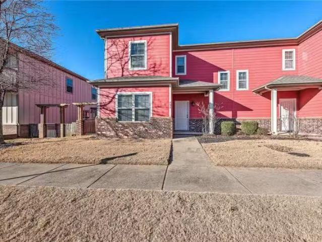 753 N WORDSWORTH LN, FAYETTEVILLE, AR 72704
