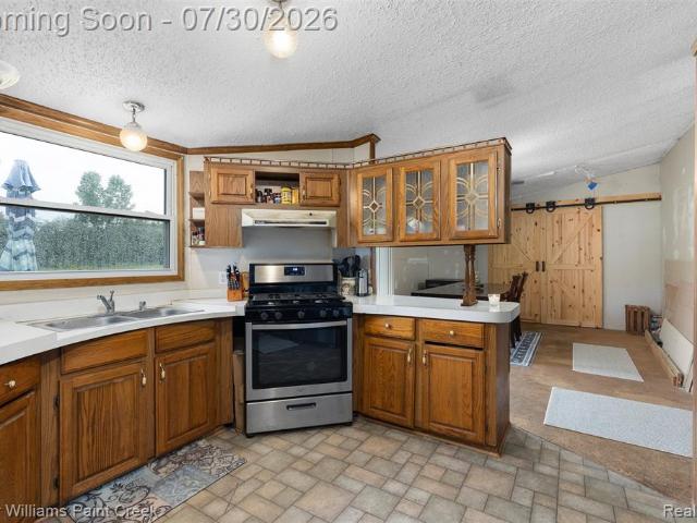7544 Ravenswood Road
