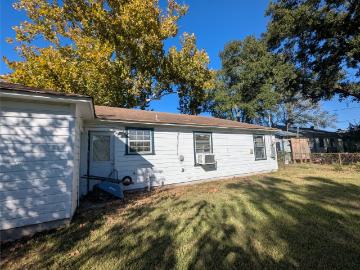 7546 Bywood St, Houston, TX 77028 | MLS #71136