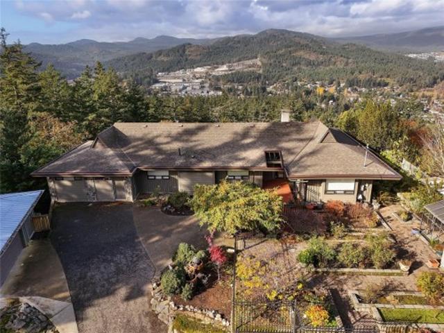 754 Walfred Rd, Langford, BC, V9C 2N9 house for sale | Listing ID 1034 | Royal LePage