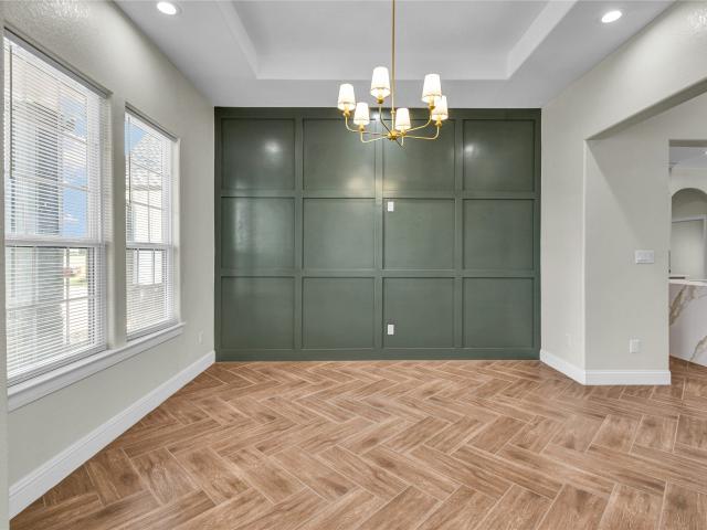755 Sunset Trail