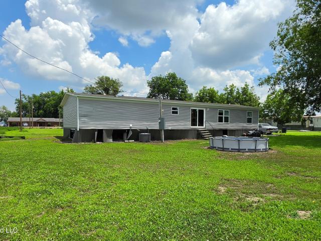 755 W Bobo Road