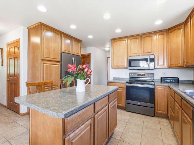 755 weatherstone drive