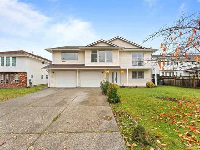7565 A Street, Surrey, BC, V3W 9P6 house for sale | Listing ID R3161 | Royal LePage