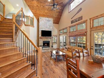 7563 Grizzly Dr, Nineveh, IN 46164 | MLS #22072