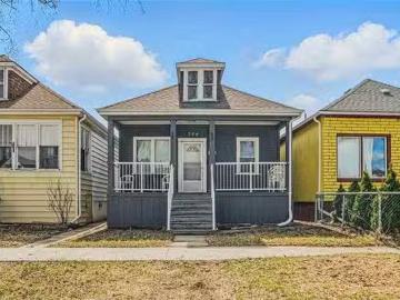 756 Boyd Avenue, Winnipeg, MB, R2W 1R7 house for sale Listi.