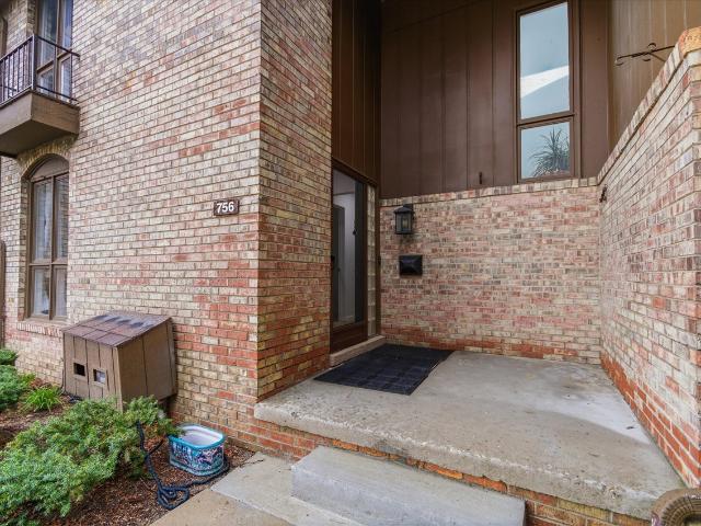 756 Greenhills Drive