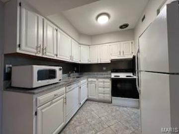7571 Wellington Way, Unit 1A, St. Louis, MO 63105 | MLS #26005